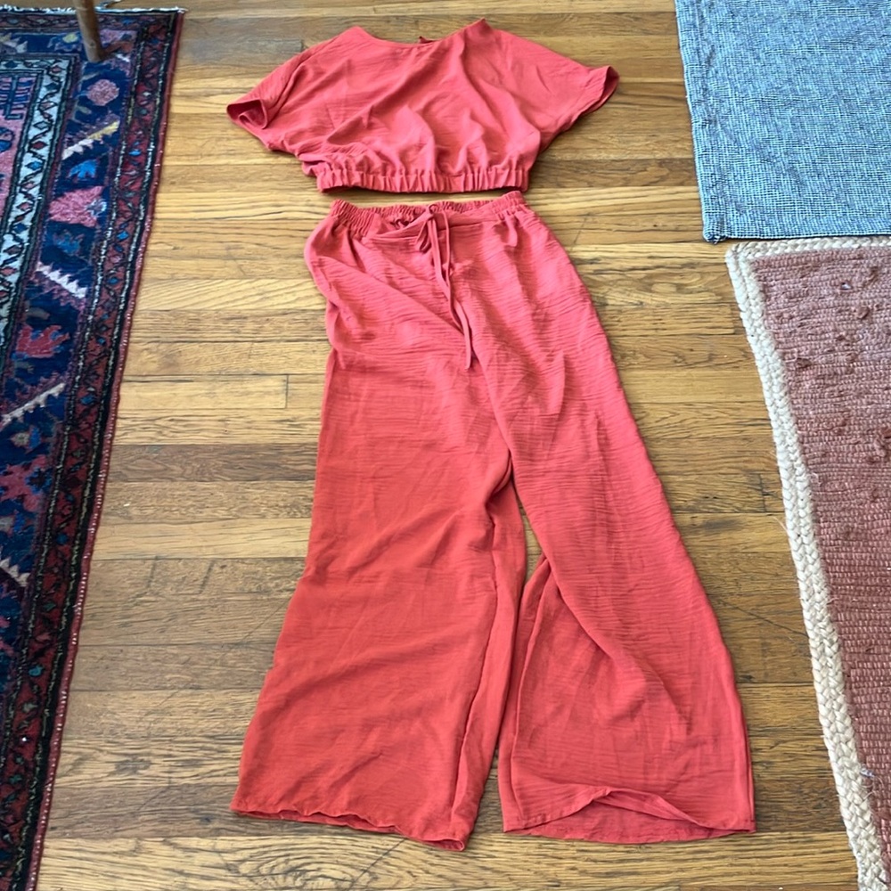 Two piece loose shirt and pant set size small